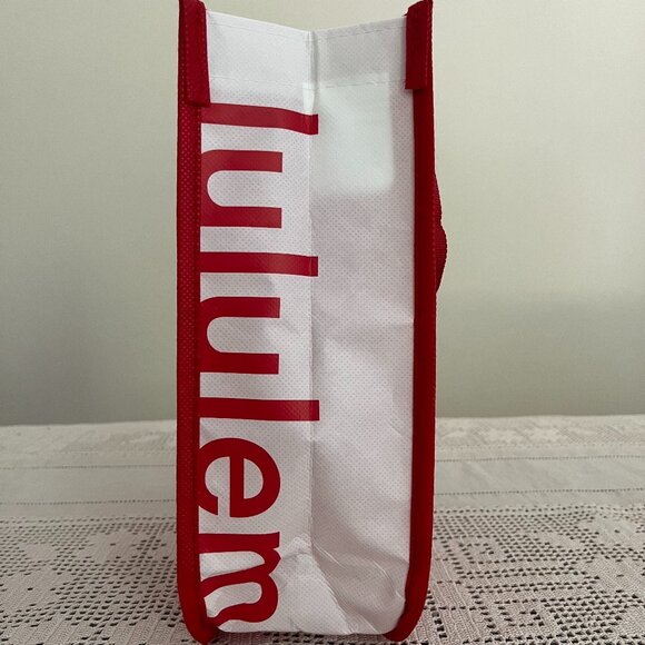 Lululemon red & white small reusable tote bag - Picture 5 of 6
